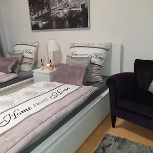 Apartment Lady D